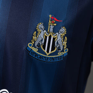 Newcastle United 2004/05 Away Retro Jersey – Classic Football Shirt – S–XXL