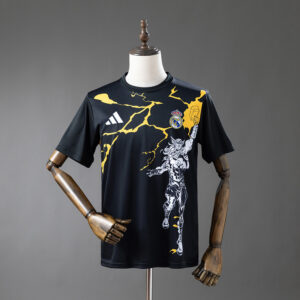 Real Madrid 25/26 Marvel Comics Jersey Black – Replica Football Soccer Shirt – S