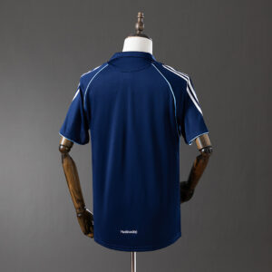 Real Madrid 2005/06 Away Retro Jersey – Vintage Replica Football Soccer Shirt –