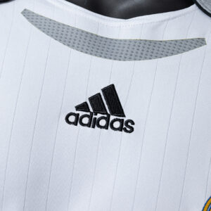 Real Madrid 2006/07 Player Version Retro Home Jersey – Vintage Replica Football
