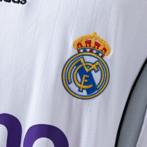 Real Madrid 2006/07 Home Retro Jersey – Vintage Replica Football Soccer Shirt –