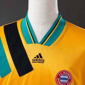 Bayern Munich 1993/95 Away Retro Jersey – Vintage Replica Football Soccer Shirt