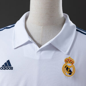 Real Madrid 2001/02 Home (UEFA Champions League) Retro Jersey – Vintage Replica