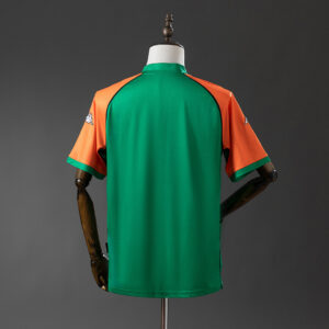 Werder Bremen 2003/04 Home Retro Jersey – Vintage Replica Football Soccer Shirt