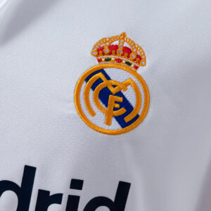 Real Madrid 2001/02 Home Retro Jersey – Vintage Replica Football Soccer Shirt –