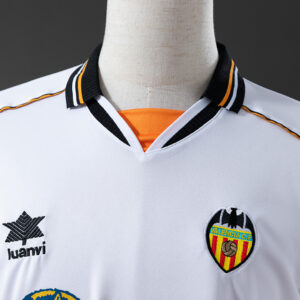 Valencia 1999/00 Home Retro Jersey – Vintage Replica Football Soccer Shirt – Siz