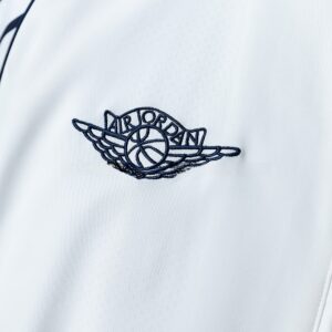 PSG Collaboration Windbreaker - White – Replica Football Soccer Shirt – S–XXL