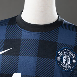 Manchester United 2013/14 Away Long Sleeve Retro Jersey – Classic Football Shirt