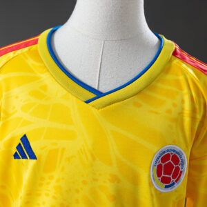 Colombia 2026 Home Kids Kit Jersey – Replica Football Soccer Outfit – Size 16–28