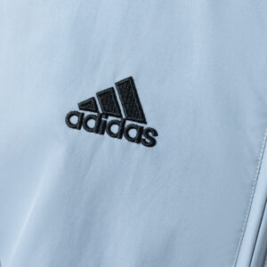 Real Madrid 2004/05 Retro Windbreaker – Replica Football Windbreaker Jacket – S–