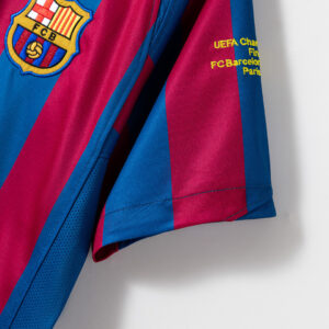 Barcelona 2005/06 Home Retro Jersey – Vintage Replica Football Soccer Shirt – Si