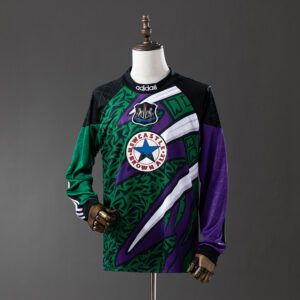 Newcastle United 1995/96 Goalkeeper Long Sleeve Retro Jersey – Classic Football