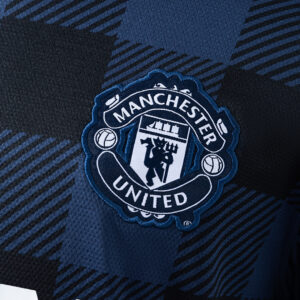 Manchester United 2013/14 Away Long Sleeve Retro Jersey – Classic Football Shirt