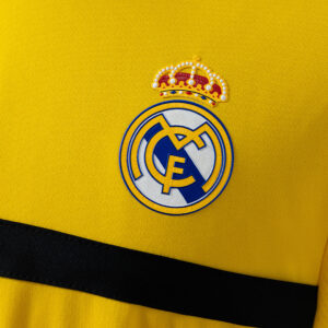 Real Madrid 2011/12 Yellow Goalkeeper Retro Jersey – Vintage Replica Football So