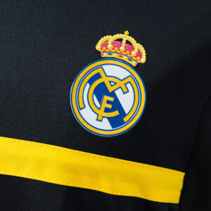 Real Madrid 2011/12 Goalkeeper Black Retro Jersey – Vintage Replica Football Soc