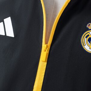 Real Madrid 25/26 Windbreaker – Black – Replica Football Soccer Jacket – S–3XL