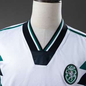 Sporting CP 25/26 Vintage White T-Shirt from the 90s Limited Edition – Replica F