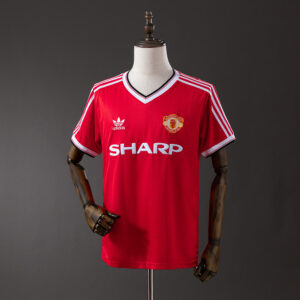 Manchester United 1984 Home Retro Jersey – Classic Football Shirt – S–XXL