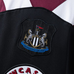 Newcastle United 95_96 Retro Training Jersey – Replica Football Soccer Shirt – S