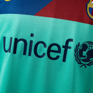 Barcelona 2010/11 Away Retro Jersey – Vintage Replica Football Soccer Shirt – S–