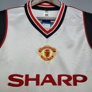 1985 Manchester United White Retro Jersey – Vintage Replica Football Soccer Shir