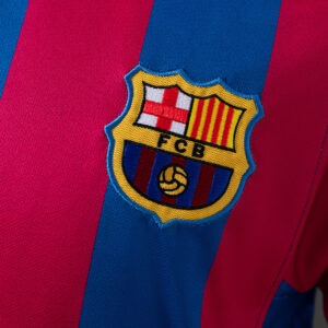 Barcelona 2005/06 Home Long Sleeve Retro Jersey – Vintage Replica Football Socce