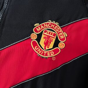 M-U 06_07 Windbreaker - Black – Replica Football Soccer Shirt – S–XXL