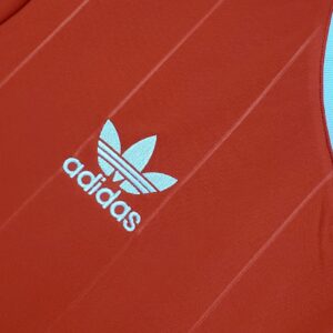 83/84 Manchester United Home Retro Jersey – Vintage Replica Football Soccer Shir