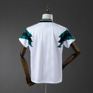 Sporting CP 25/26 Vintage White T-Shirt from the 90s Limited Edition – Replica F