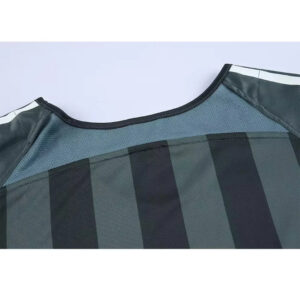 Newcastle United 2004/06 Away Retro Jersey – Classic Football Shirt – S–XXL