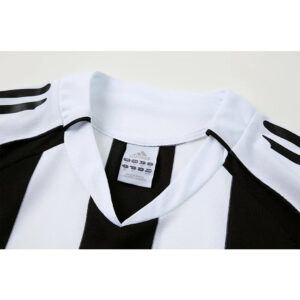 Newcastle United 2004/06 Home Retro Jersey – Classic Football Shirt – S–XXL