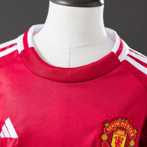 Manchester United 24/25 Home Kids Fan Version Kit – Replica Football Shirt – Siz
