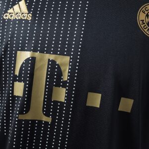 Bayern Munich 21_22 Away Retro Jersey – Replica Football Soccer Shirt – S–XXL