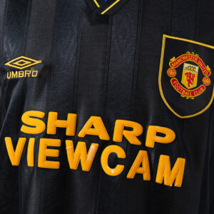 Manchester United 1993/94 Away Long Sleeve Retro Jersey – Classic Football Shirt