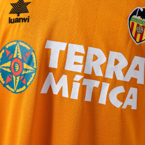Valencia 1999/00 Away Retro Jersey – Vintage Replica Football Soccer Shirt – Siz