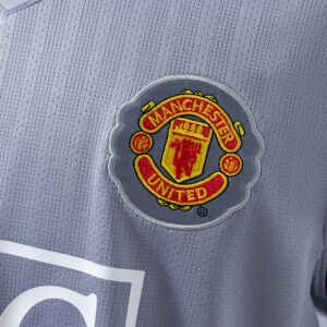 Manchester United 2007 Goalkeeper Grey Retro Jersey – Classic Football Shirt – S