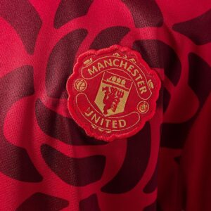 M-U 25/26 Cultural Story – Red Kids Kit Jersey – Replica Football Soccer Kit – S