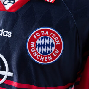 Bayern Munich 1997/98 Home Retro Jersey – Vintage Replica Football Soccer Shirt