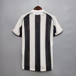 05/06 Newcastle United Home Retro Jersey – Vintage Replica Football Soccer Shirt