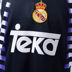 Real Madrid 1997/98 Second Away Retro Jersey – Vintage Replica Football Soccer S