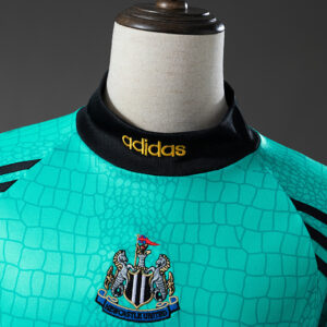 Newcastle United 97_98 Goalkeeper Retro Long-Sleeve Jersey – Replica Football So