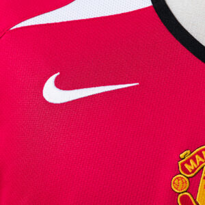 Manchester United 2004/06 Home Long Sleeve Retro Jersey – Classic Football Shirt