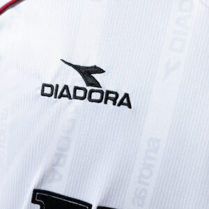 Roma 99/00 Away Retro Jersey – Replica Football Soccer Shirt – S–XXL
