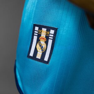 Real Madrid 99_00 Third Away Retro Jersey – Replica Football Soccer Shirt – S–XX
