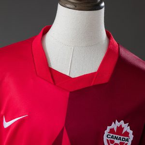 Canada 2026 Home Kids Kit Jersey – Replica Football Soccer Shirt – Size 16–28