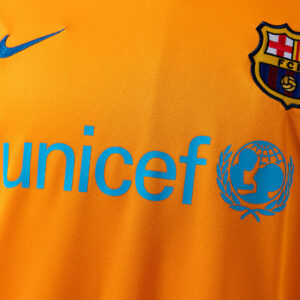 Barcelona 2006/07 Away Retro Jersey – Vintage Replica Football Soccer Shirt – Si