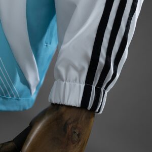 Argentina 05_06 Retro Windbreaker - White & Blue – Replica Football Soccer Shirt