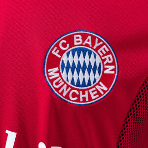 Bayern Munich 2002/03 Home Retro Jersey – Vintage Replica Football Soccer Shirt