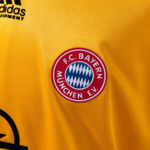 Bayern Munich 1993/95 Away Retro Jersey – Vintage Replica Football Soccer Shirt