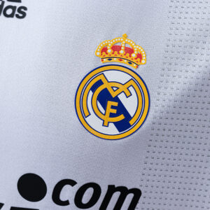 Real Madrid 2009/10 Home Player Version Retro Jersey – Vintage Replica Football